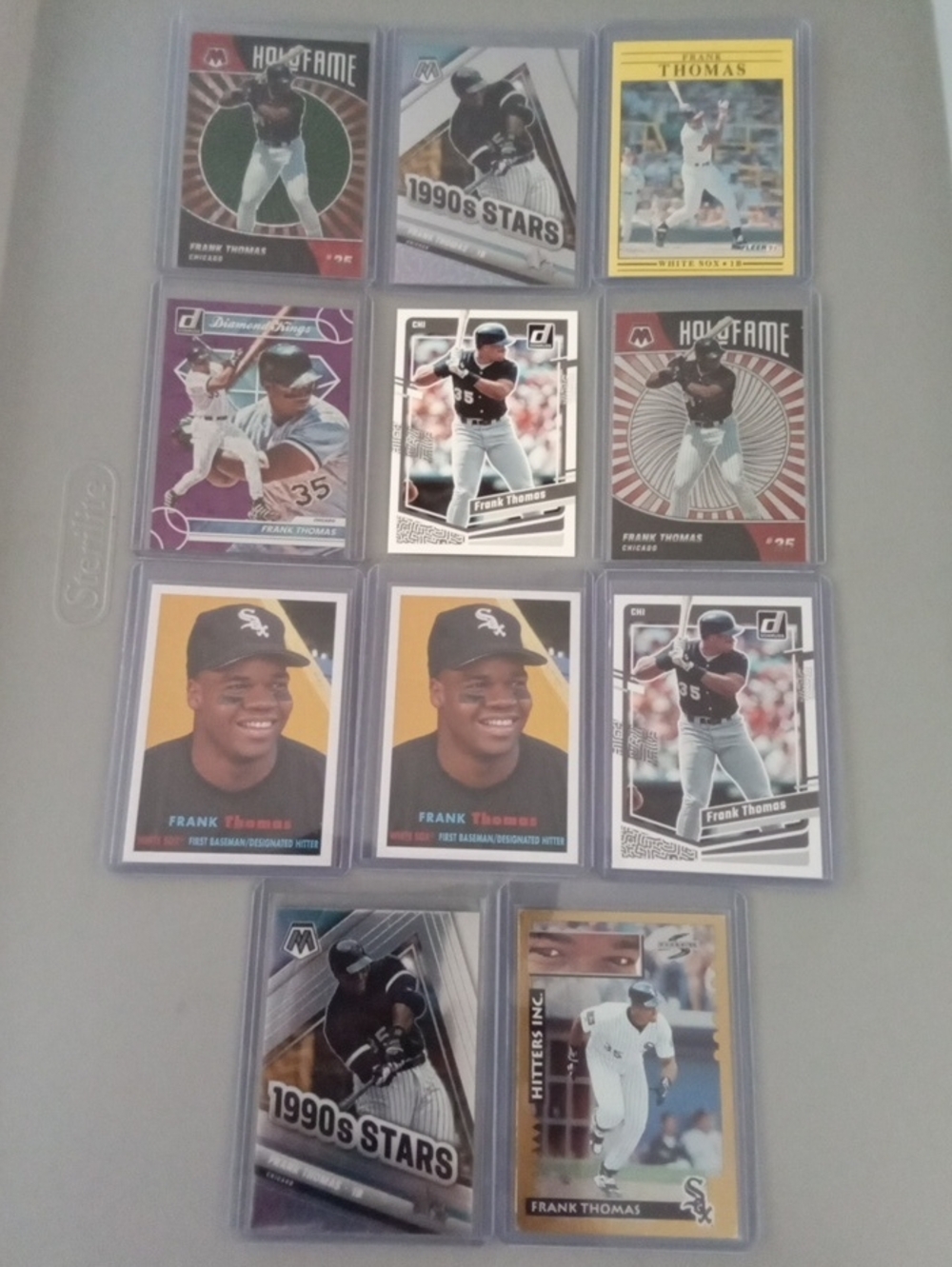 Frank Thomas Baseball Trading Card Lot.